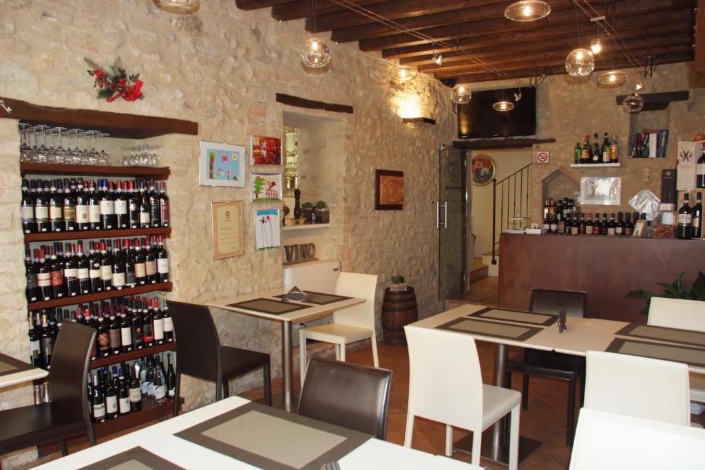 Oro Rosso Hotel Ristorante Montefalco Exterior photo